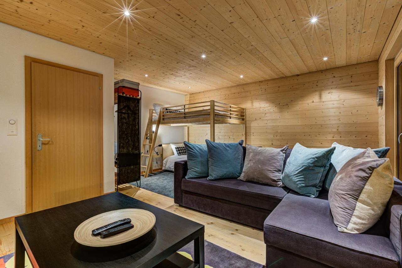 Chalet Le Chapeau ลาซูมาซ ภายนอก รูปภาพ