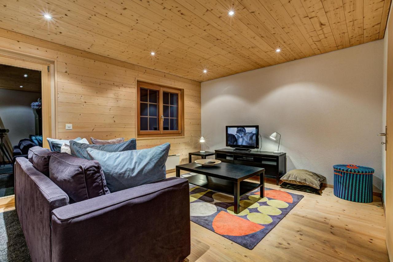 Chalet Le Chapeau ลาซูมาซ ภายนอก รูปภาพ