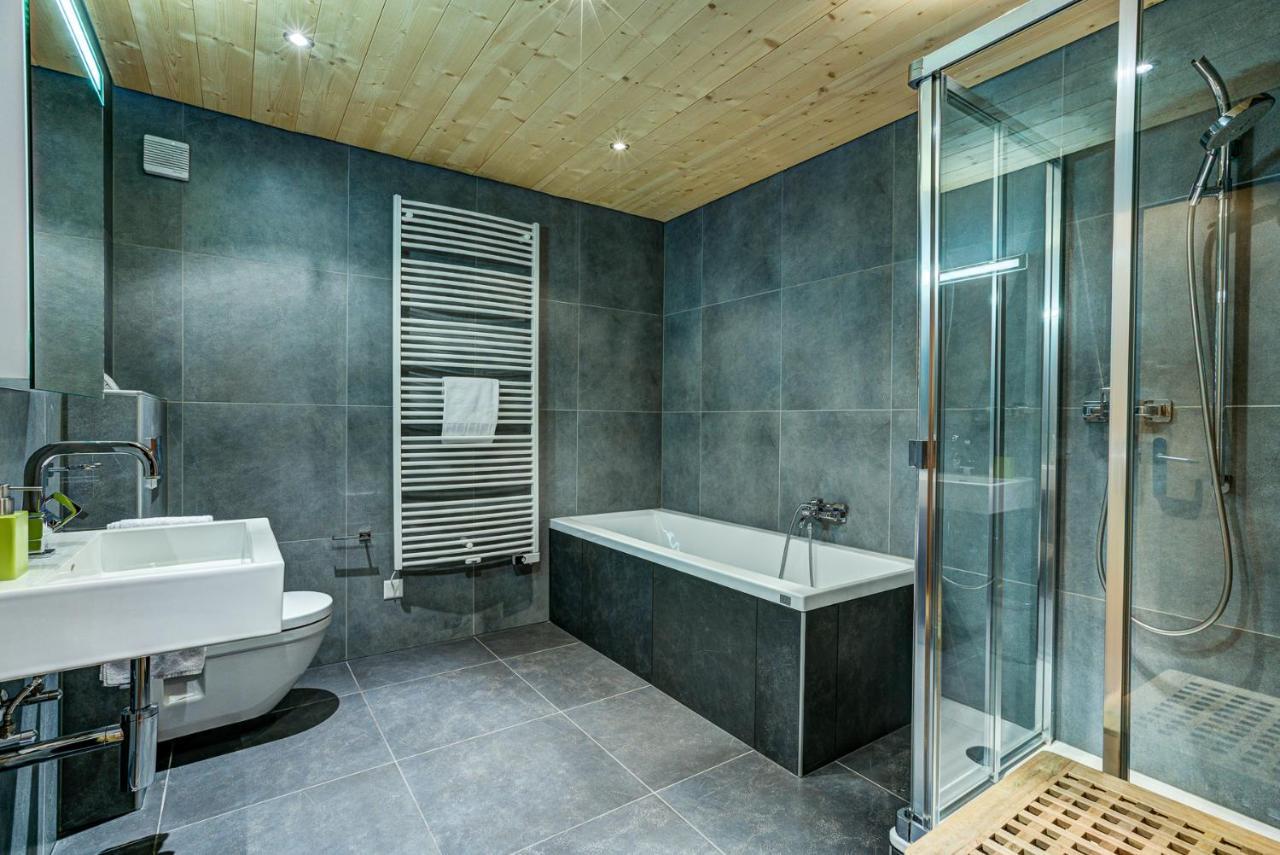 Chalet Le Chapeau ลาซูมาซ ภายนอก รูปภาพ